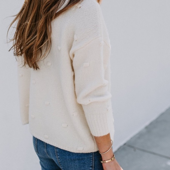 Vici Stoneridge Knot Sweater - Picture 2 of 5